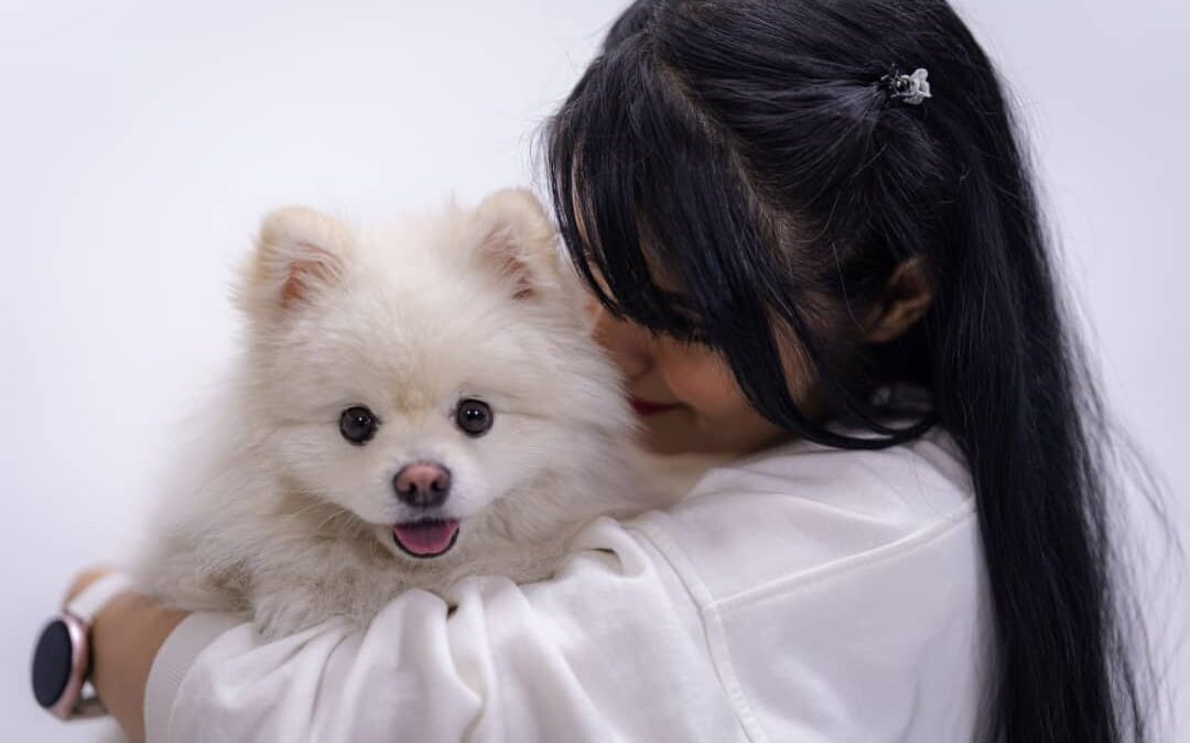 علت واق زدن و حساسیت سگ به صدای زنگ در